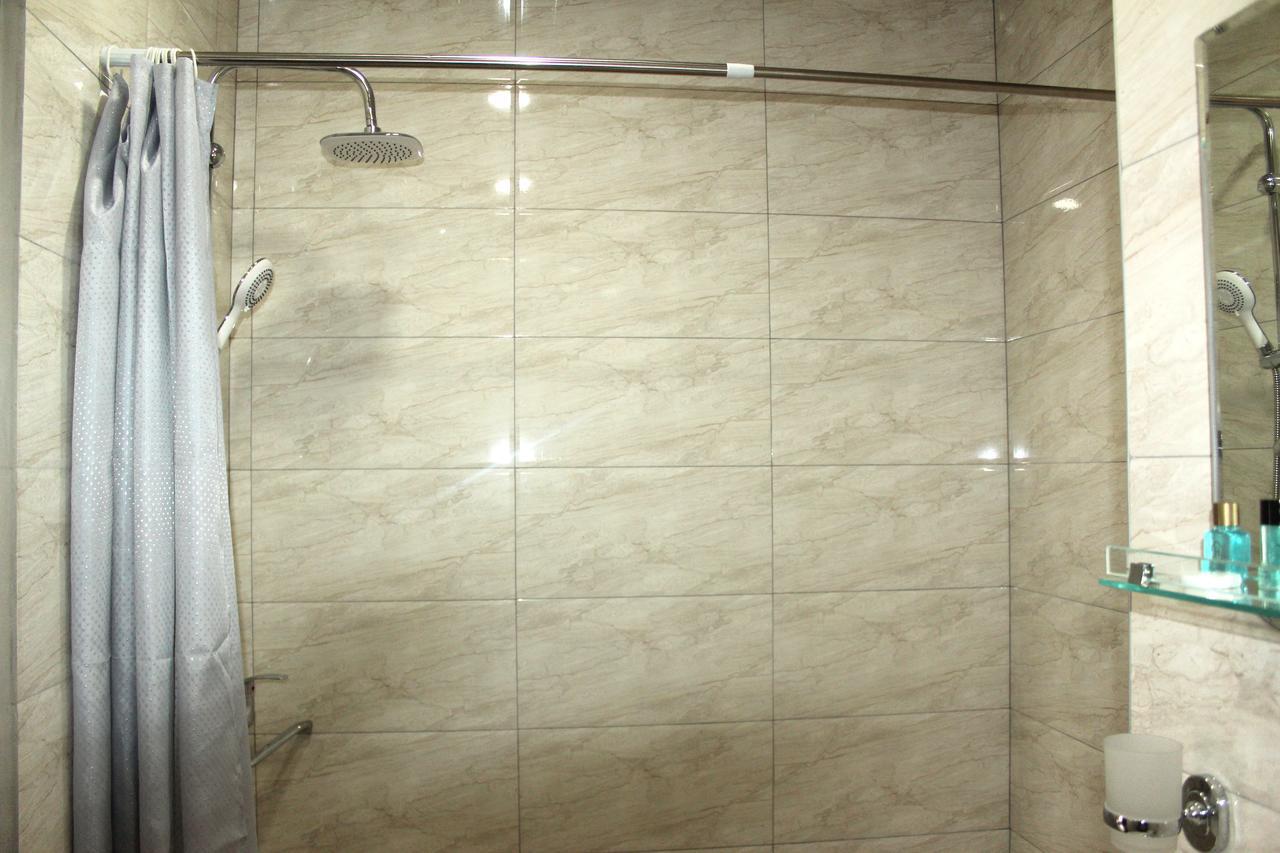 Hotel Vita Тбилиси Екстериор снимка