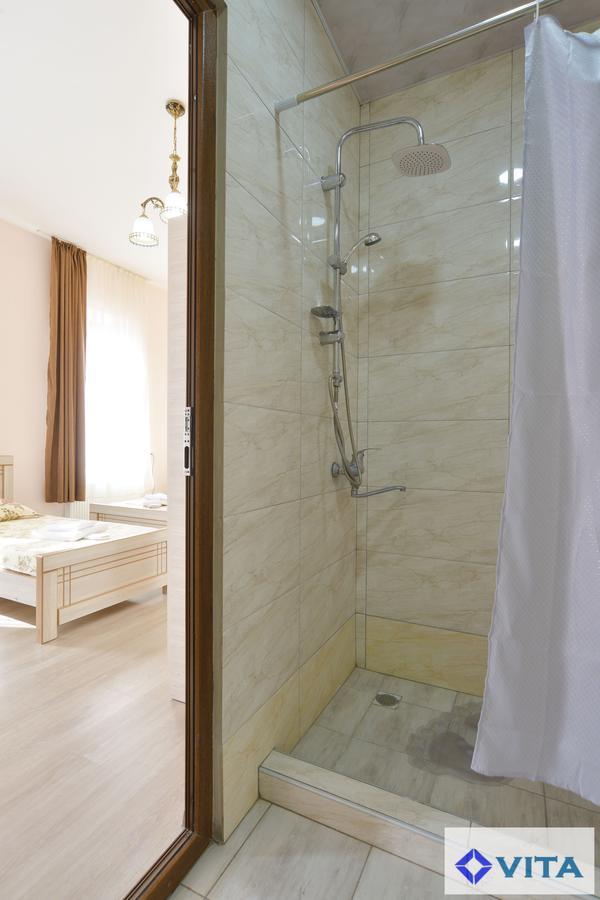 Hotel Vita Тбилиси Екстериор снимка